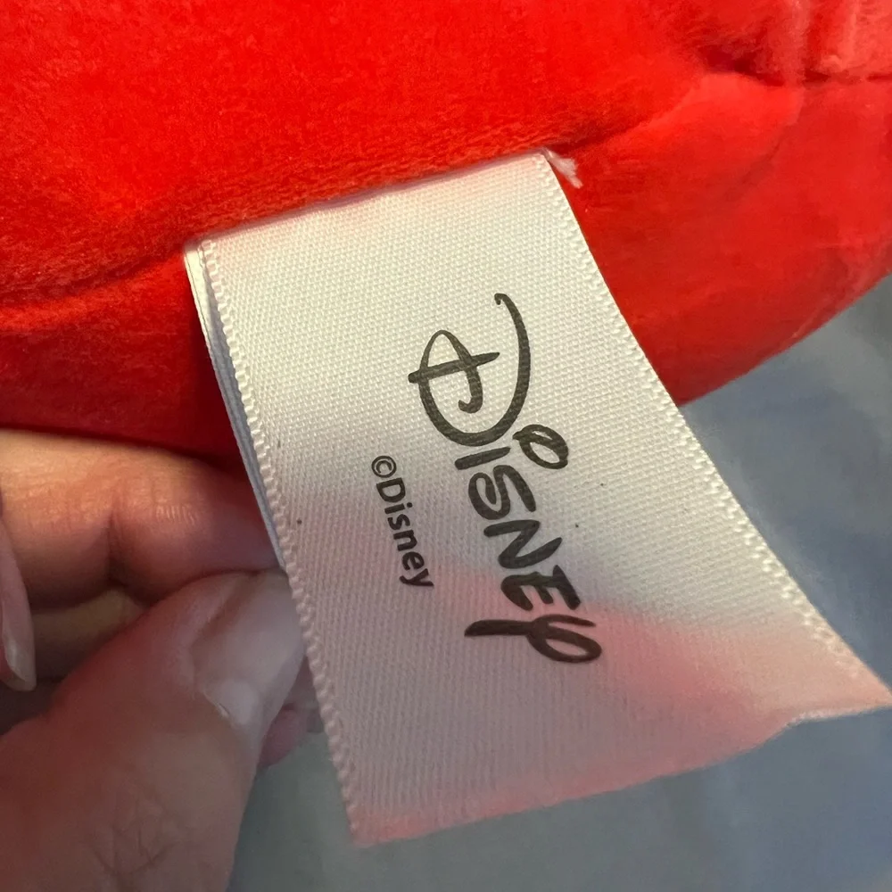 Set of Mickey and Minnie 9 Inch Valentines Squishmallows - Picture 8 of 9